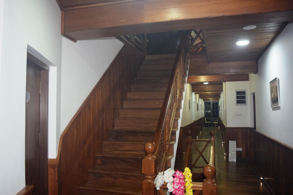 โรงแรมแดฟฟอดิลส์ นูวาราเอลิยา ภายนอก รูปภาพ